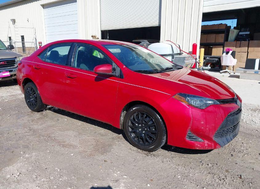2019 Toyota Corolla LE (VIN 2T1BURHE3KC201269) main photo