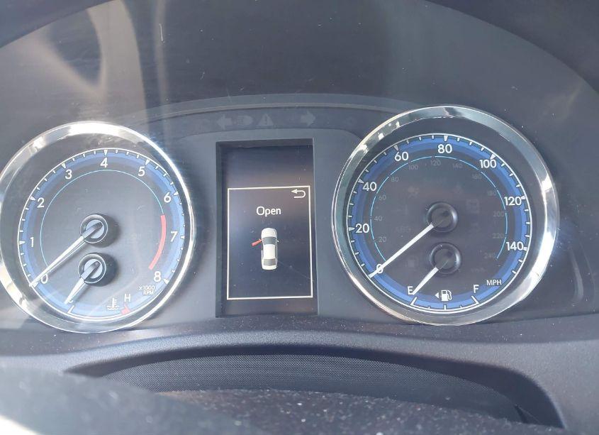 Photo 7 of 2019 Toyota Corolla XSE (VIN 2T1BURHE3KC215799)