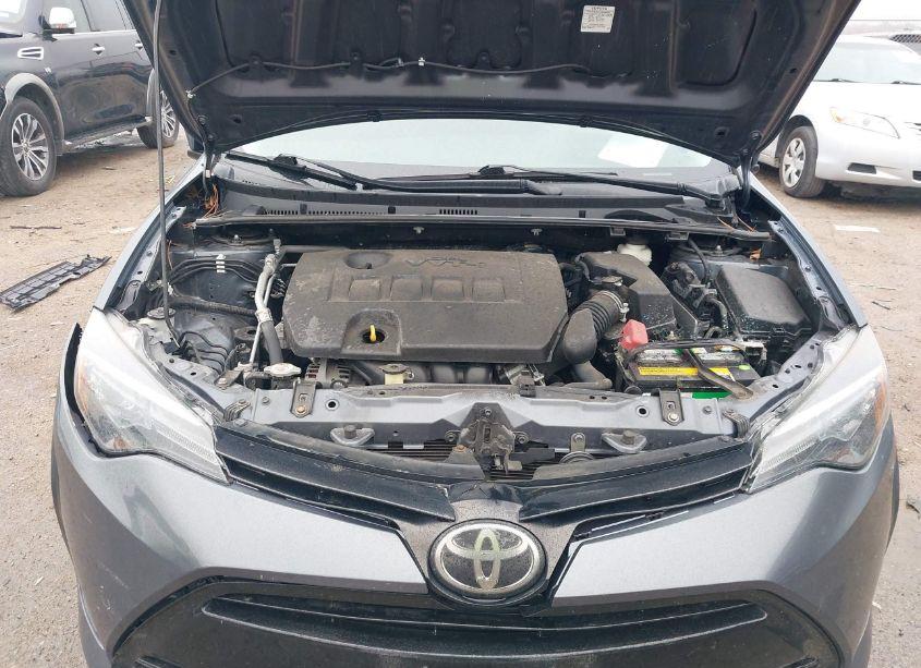 Photo 10 of 2019 Toyota Corolla LE (VIN 2T1BURHE3KC219402)