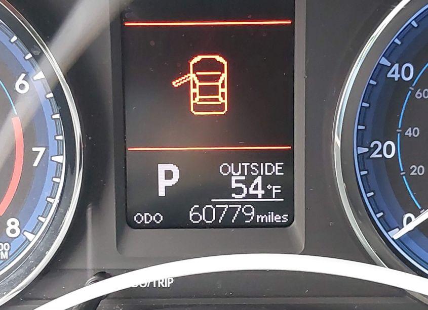 Photo 15 of 2019 Toyota Corolla LE (VIN 2T1BURHE3KC219402)