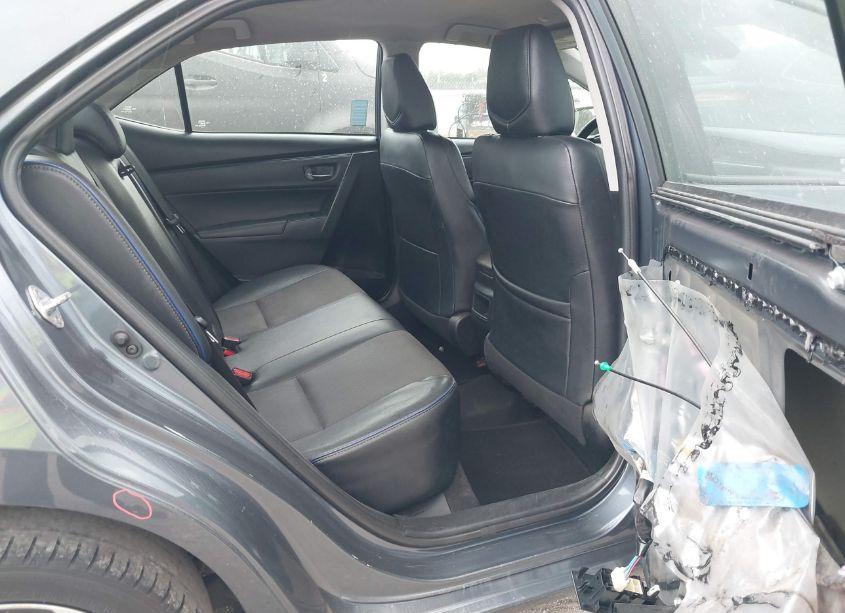 Photo 8 of 2019 Toyota Corolla SE (VIN 2T1BURHE3KC223837)