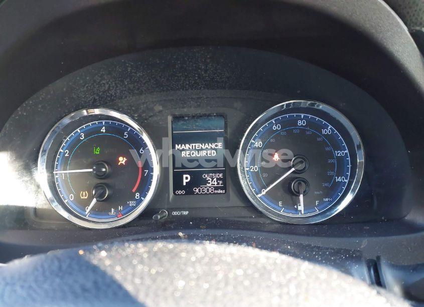 Photo 7 of 2019 Toyota Corolla LE (VIN 2T1BURHE3KC238516)