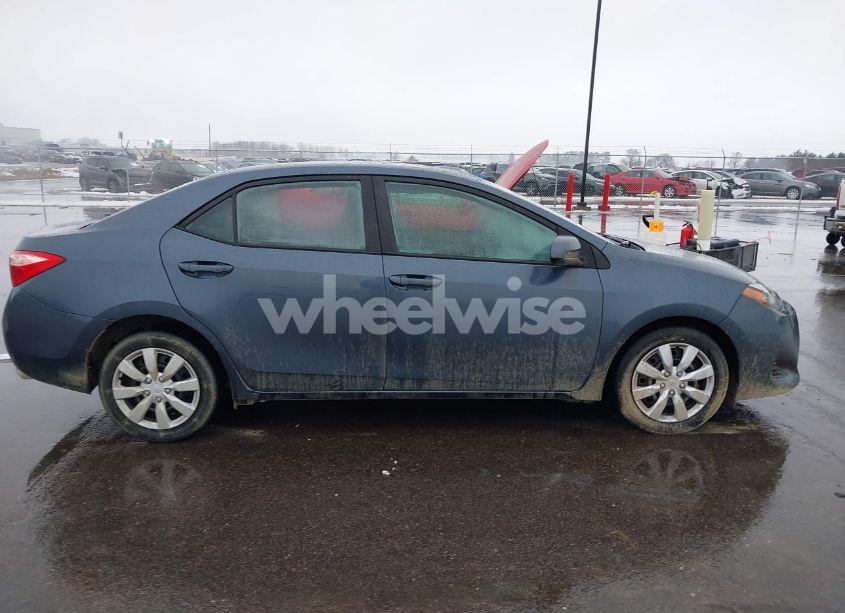 Photo 13 of 2019 Toyota Corolla LE (VIN 2T1BURHE3KC238810)