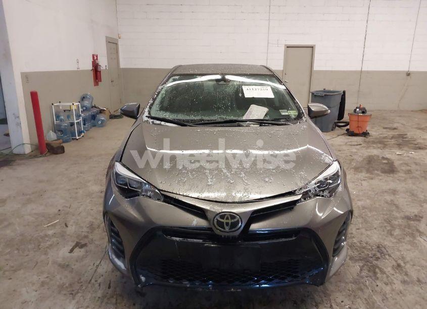 Photo 12 of 2019 Toyota Corolla SE (VIN 2T1BURHE3KC239343)