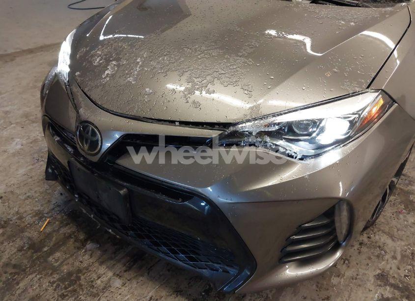 Photo 6 of 2019 Toyota Corolla SE (VIN 2T1BURHE3KC239343)