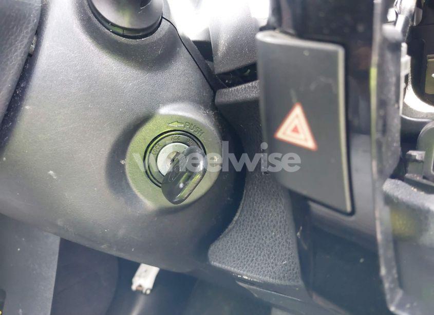 Photo 11 of 2014 Toyota Corolla L (VIN 2T1BURHE4EC019584)