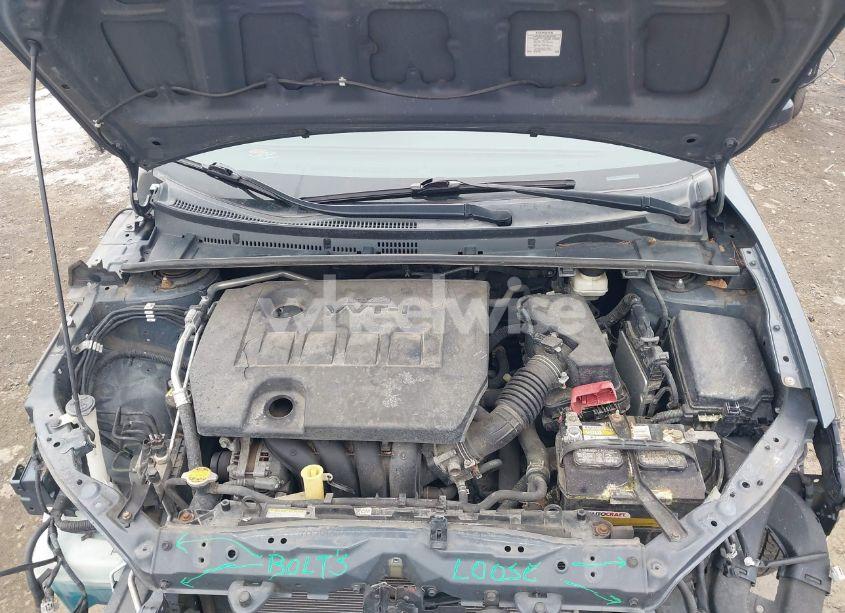 Photo 10 of 2014 Toyota Corolla LE (VIN 2T1BURHE4EC046655)