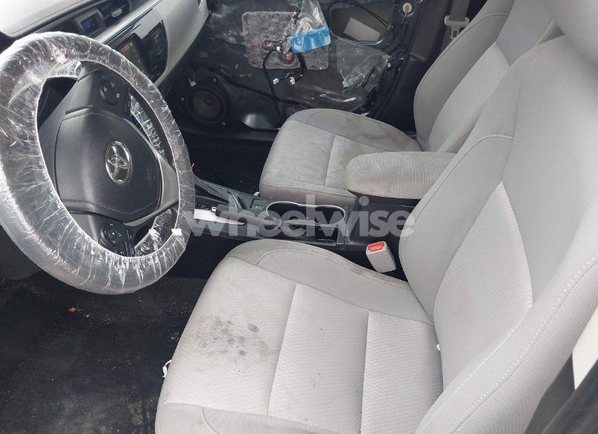 Photo 5 of 2014 Toyota Corolla LE (VIN 2T1BURHE4EC046655)