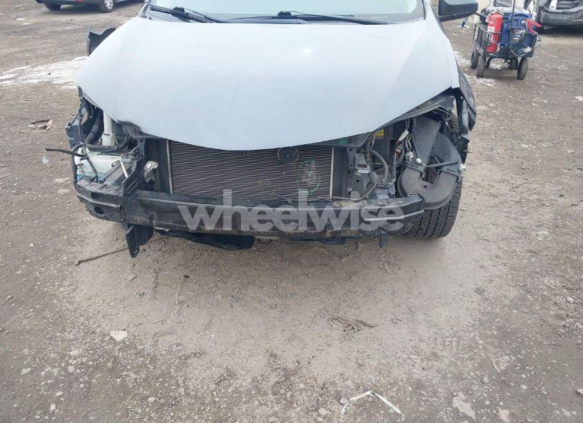 Photo 6 of 2014 Toyota Corolla LE (VIN 2T1BURHE4EC046655)