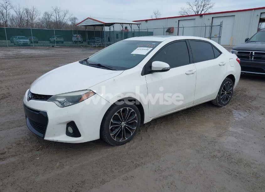 Photo 2 of 2014 Toyota Corolla L/LE/LE PLS/PRM/S/S PLS (VIN 2T1BURHE4EC068557)