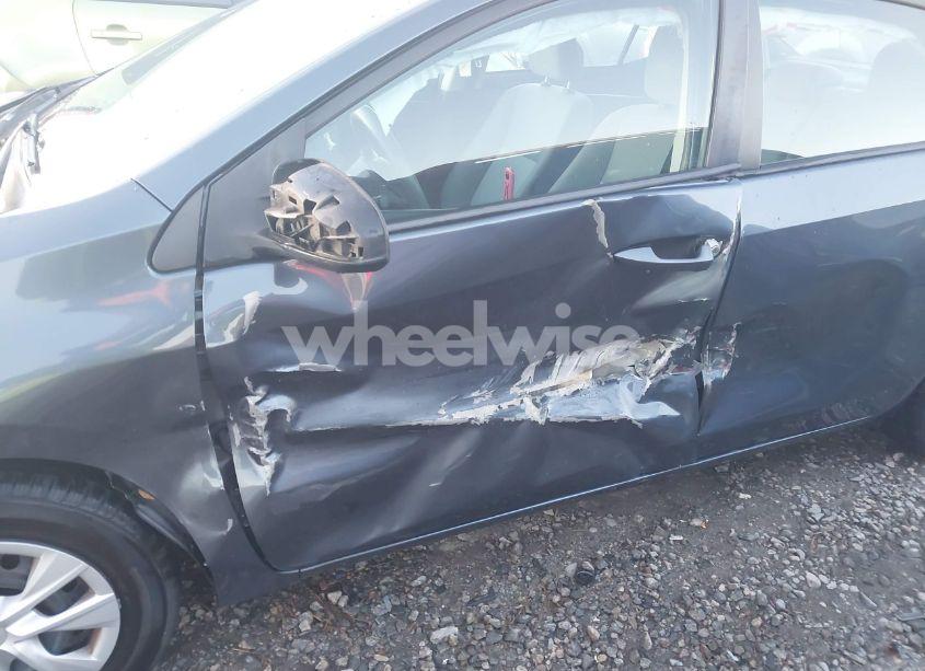 Photo 6 of 2014 Toyota Corolla L (VIN 2T1BURHE4EC091806)