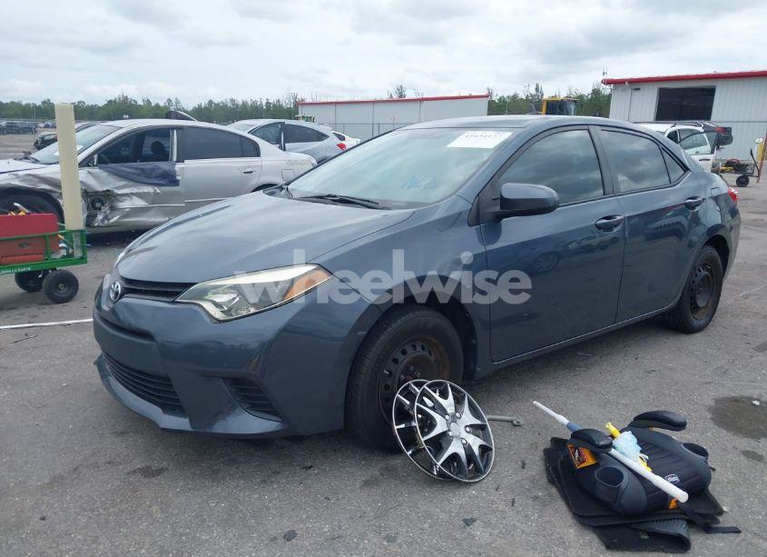 Photo 2 of 2014 Toyota Corolla L (VIN 2T1BURHE4EC115358)