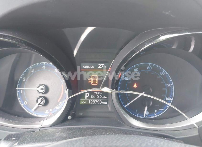 Photo 7 of 2014 Toyota Corolla S PLUS (VIN 2T1BURHE4EC129261)