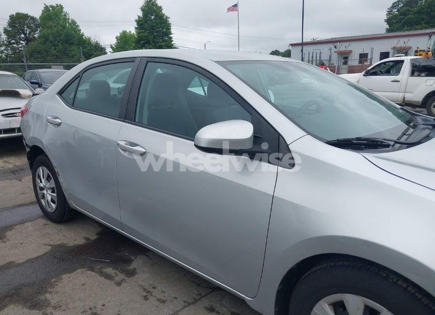 Photo 13 of 2014 Toyota Corolla L (VIN 2T1BURHE4EC160509)