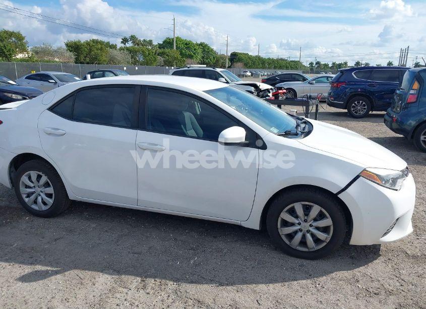 Photo 13 of 2014 Toyota Corolla LE (VIN 2T1BURHE4EC170943)