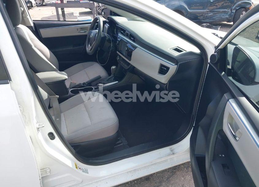 Photo 5 of 2014 Toyota Corolla LE (VIN 2T1BURHE4EC170943)