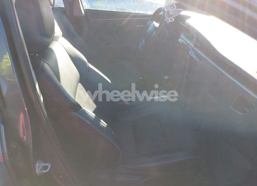 Photo 5 of 2014 Toyota Corolla L/LE/LE PLS/PRM/S/S PLS (VIN 2T1BURHE4EC188651)