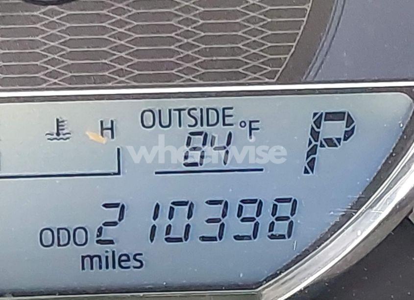 Photo 15 of 2015 Toyota Corolla LE (VIN 2T1BURHE4FC234562)