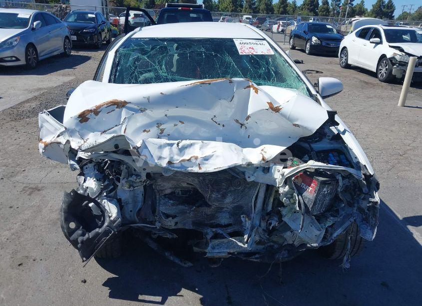 Photo 13 of 2015 Toyota Corolla LE (VIN 2T1BURHE4FC241222)