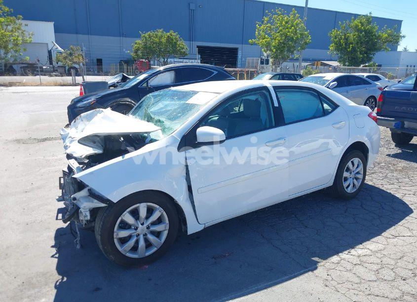 Photo 2 of 2015 Toyota Corolla LE (VIN 2T1BURHE4FC241222)