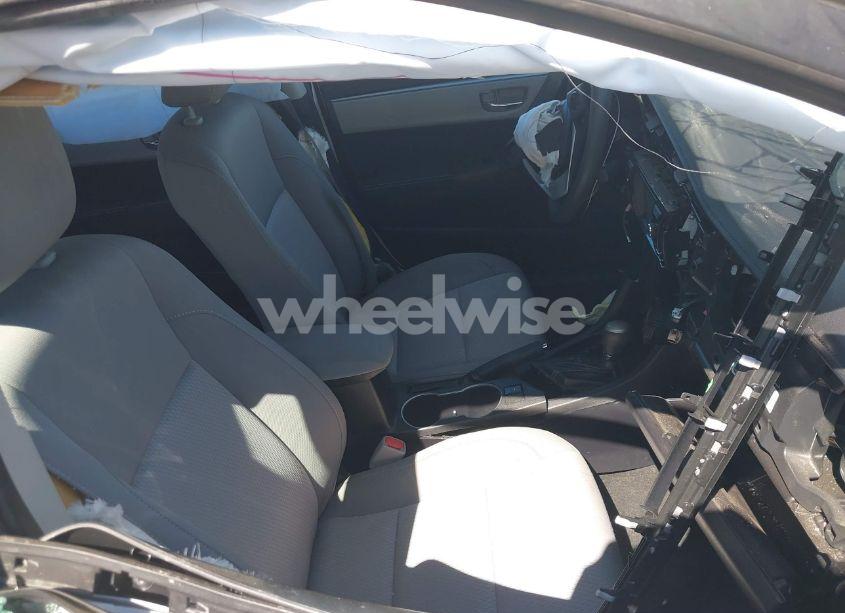 Photo 5 of 2015 Toyota Corolla LE (VIN 2T1BURHE4FC241222)