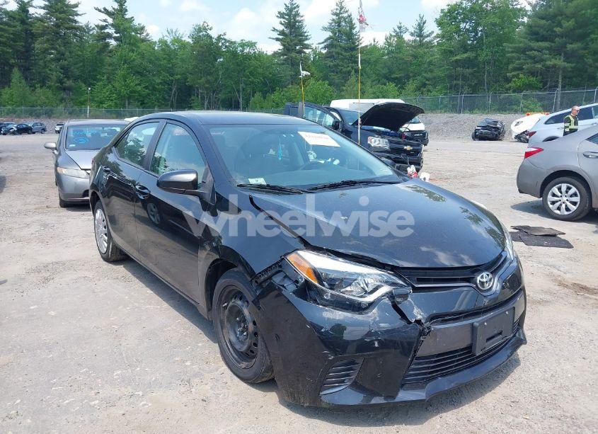 2015 Toyota Corolla L/LE/LE PLS/PRM/S/S PLS (VIN 2T1BURHE4FC262894) main photo
