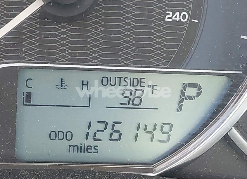 Photo 15 of 2015 Toyota Corolla L/LE/LE PLS/PRM/S/S PLS (VIN 2T1BURHE4FC262894)