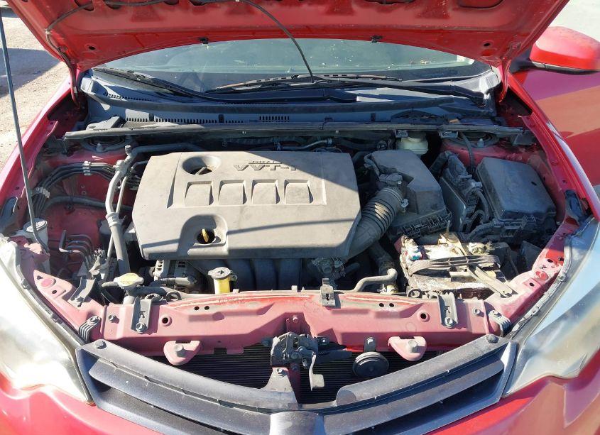 Photo 10 of 2015 Toyota Corolla LE (VIN 2T1BURHE4FC266489)