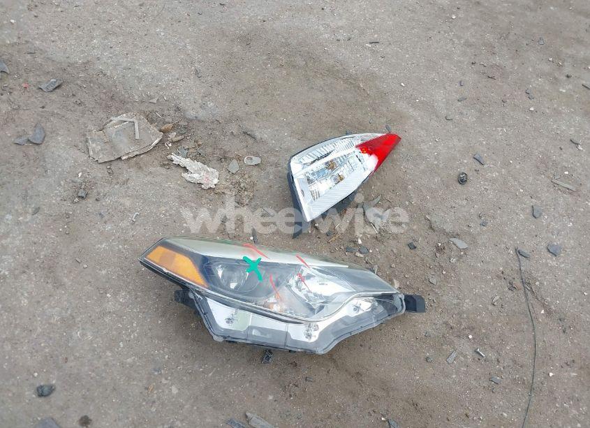 Photo 12 of 2015 Toyota Corolla LE (VIN 2T1BURHE4FC273216)