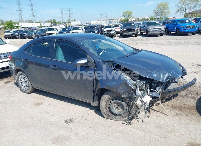 2015 Toyota Corolla L (VIN 2T1BURHE4FC308112) main photo