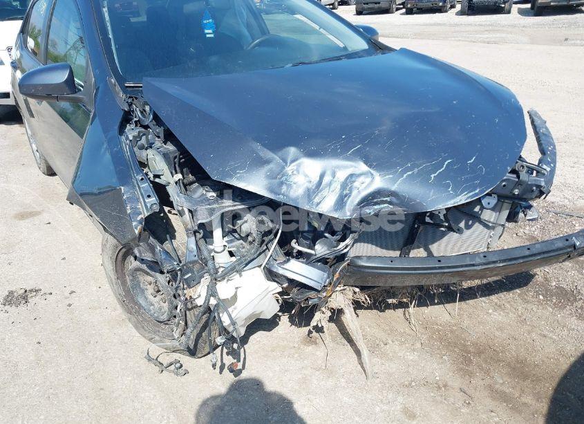 Photo 6 of 2015 Toyota Corolla L (VIN 2T1BURHE4FC308112)