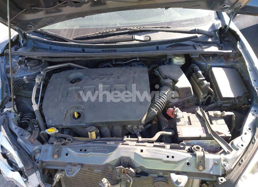 Photo 10 of 2015 Toyota Corolla LE (VIN 2T1BURHE4FC313567)