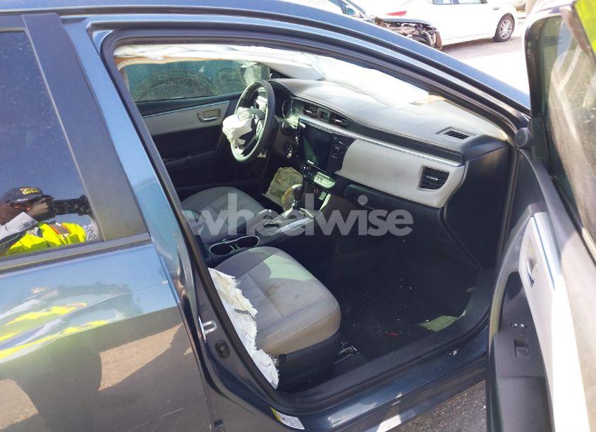 Photo 5 of 2015 Toyota Corolla LE (VIN 2T1BURHE4FC313567)