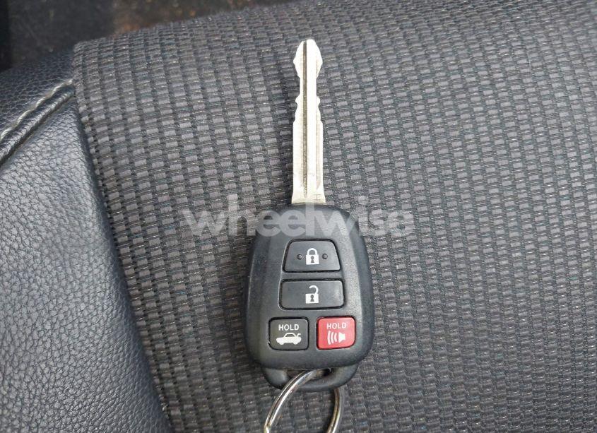 Photo 11 of 2015 Toyota Corolla S PLUS (VIN 2T1BURHE4FC315092)