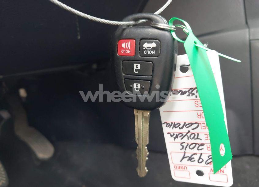 Photo 11 of 2015 Toyota Corolla LE (VIN 2T1BURHE4FC321149)