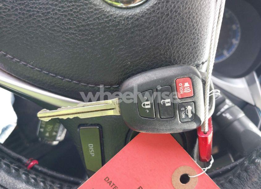 Photo 11 of 2015 Toyota Corolla S (VIN 2T1BURHE4FC335858)