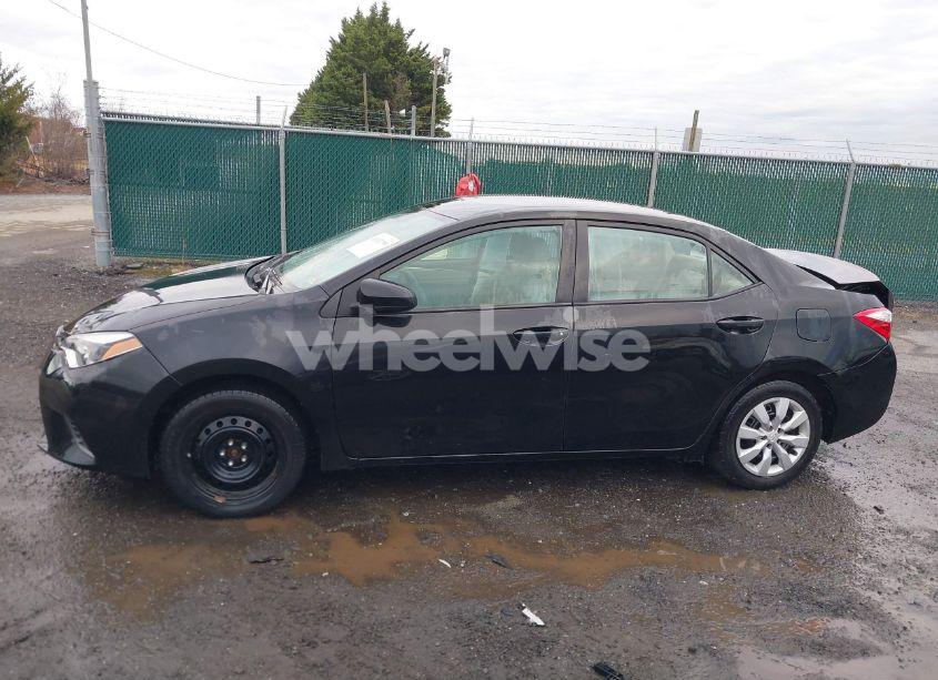 Photo 14 of 2015 Toyota Corolla LE (VIN 2T1BURHE4FC346973)