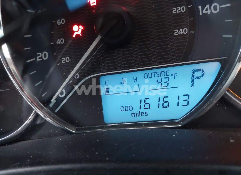 Photo 15 of 2015 Toyota Corolla LE (VIN 2T1BURHE4FC346973)