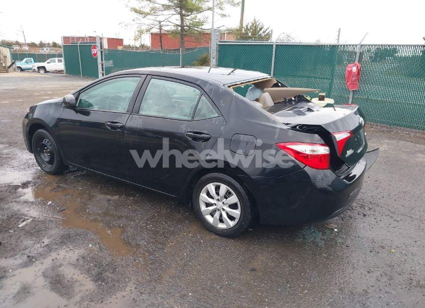 Photo 3 of 2015 Toyota Corolla LE (VIN 2T1BURHE4FC346973)