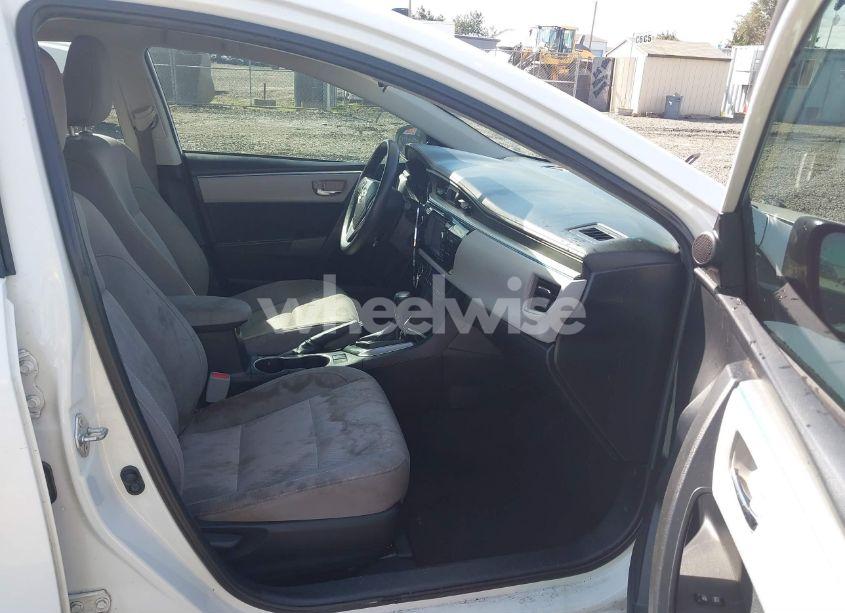 Photo 5 of 2015 Toyota Corolla LE (VIN 2T1BURHE4FC349002)