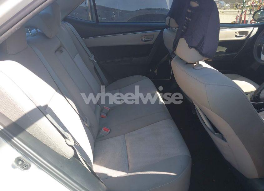 Photo 8 of 2015 Toyota Corolla LE (VIN 2T1BURHE4FC351395)