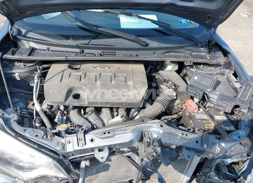 Photo 10 of 2015 Toyota Corolla L (VIN 2T1BURHE4FC357066)