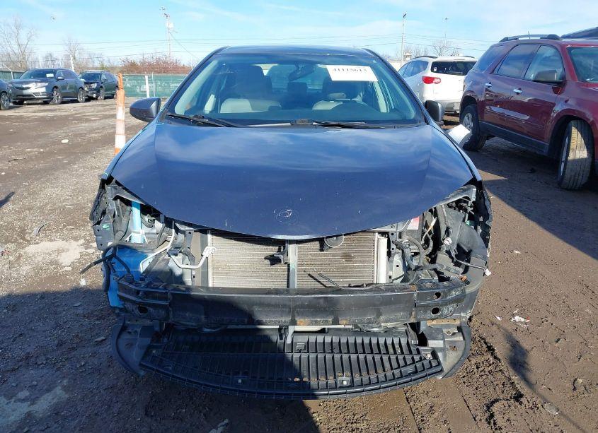 Photo 6 of 2015 Toyota Corolla LE (VIN 2T1BURHE4FC358444)