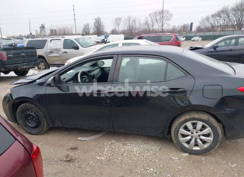 Photo 14 of 2015 Toyota Corolla LE (VIN 2T1BURHE4FC361019)