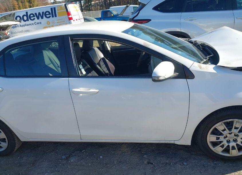 Photo 13 of 2015 Toyota Corolla S (VIN 2T1BURHE4FC371016)