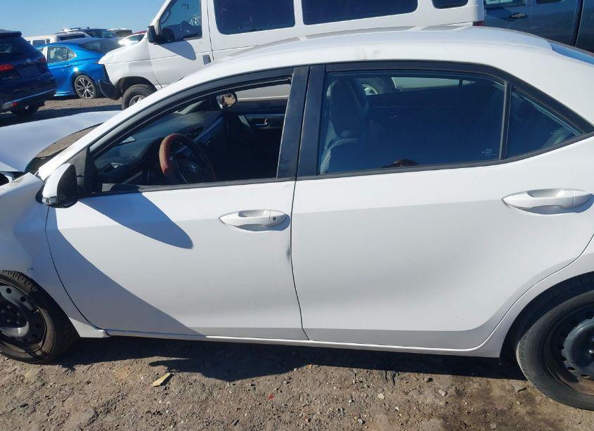 Photo 14 of 2015 Toyota Corolla S (VIN 2T1BURHE4FC371016)