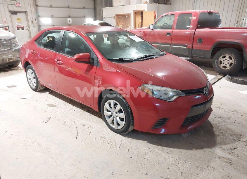 2015 Toyota Corolla LE (VIN 2T1BURHE4FC382856) main photo