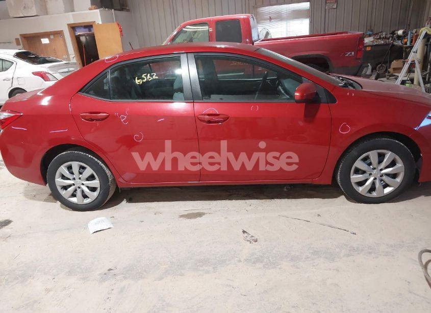 Photo 13 of 2015 Toyota Corolla LE (VIN 2T1BURHE4FC382856)