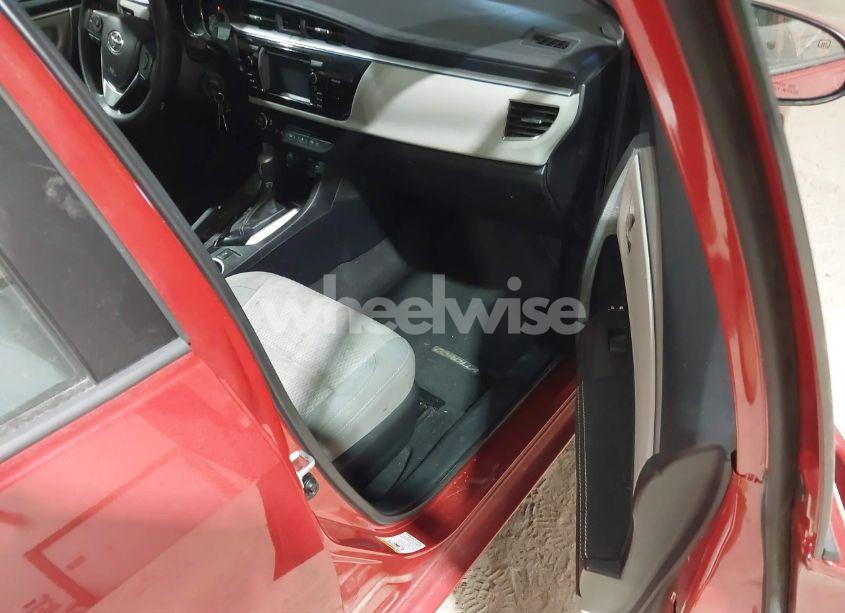 Photo 5 of 2015 Toyota Corolla LE (VIN 2T1BURHE4FC382856)