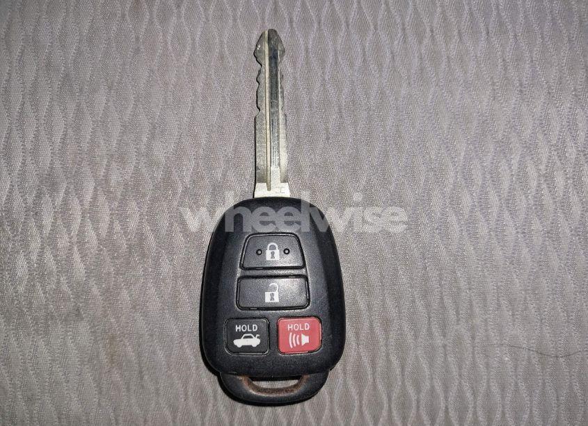 Photo 11 of 2015 Toyota Corolla LE (VIN 2T1BURHE4FC395784)